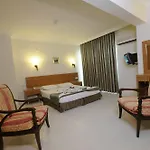 Mert Seaside (adults Only) 马尔马里斯