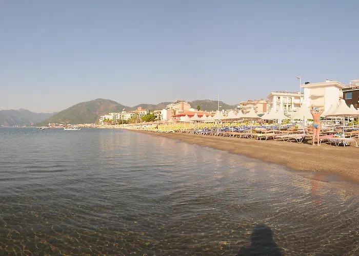 Mert Seaside (adults Only) 4* 马尔马里斯