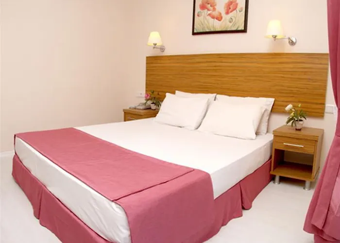 Hotel Mert Seaside (adults Only) 4*