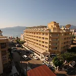 Mert Seaside (adults Only) מלון מרמריס