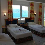 Mert Seaside (adults Only) מרמריס