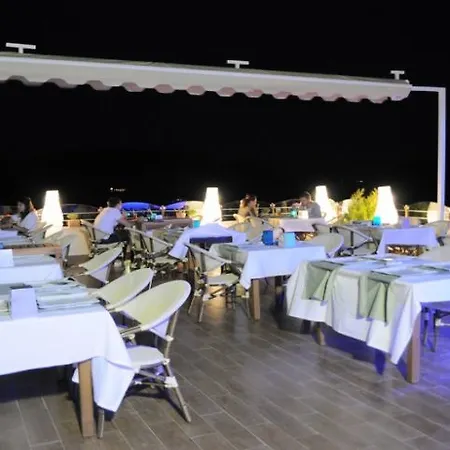 Mert Seaside (adults Only) Ξενοδοχείο
